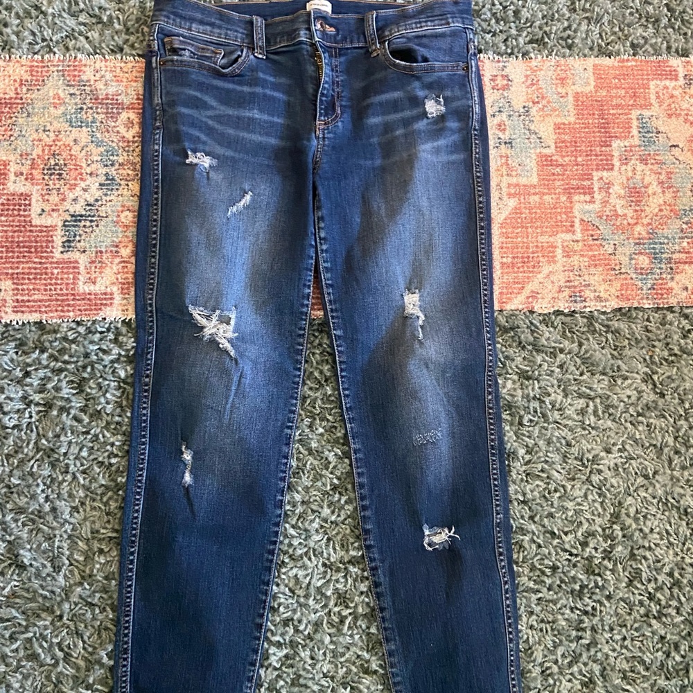 Sneak peek skinny jeans
